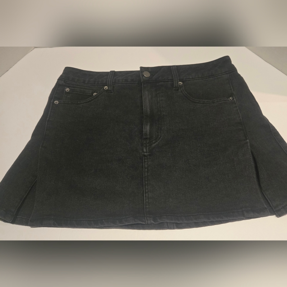 Tinseltown Black Denim Mini Skirt
